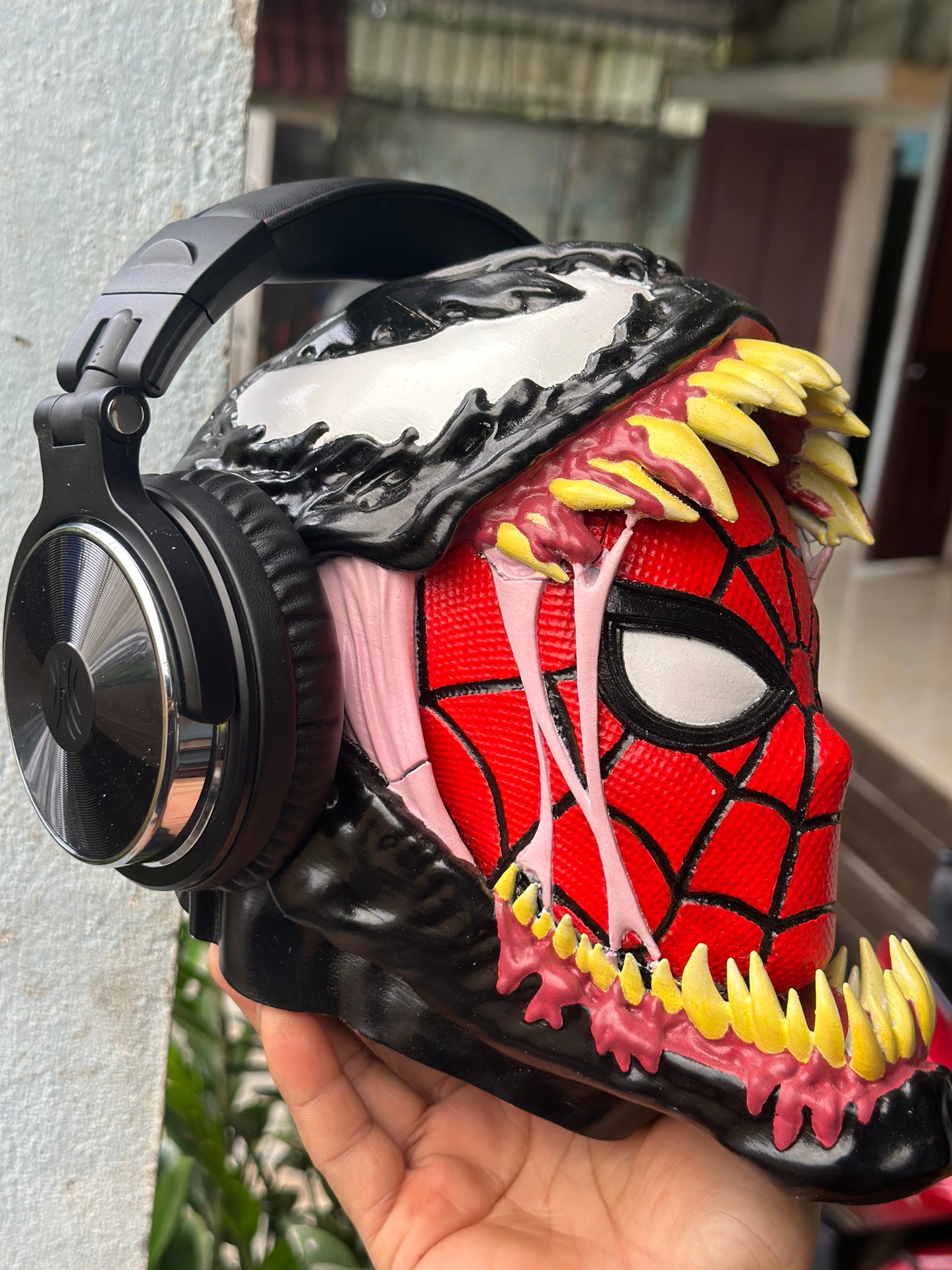 Venom-SpiderMan Headphones Stand